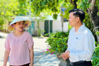 Người cán bộ tâm huyết với cộng đồng