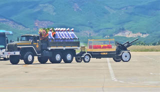 Linh cữu Chủ tịch nước Trần Đức Lương đã xuống sân bay Chu lai