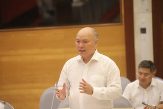 Thi thăng hạng viên chức rất tốn kém 