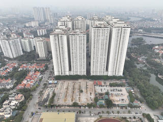 Hoàng Mai, Hà Nội: Giải tỏa bãi xe rộng hàng nghìn mét để xây trường học