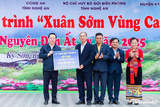 ‘Xuân sớm’ đến với người dân vùng cao Kỳ Sơn