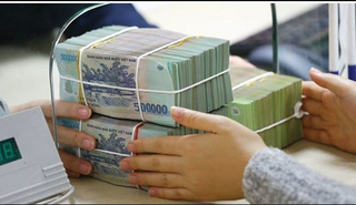 Điều chỉnh hạn mức tín dụng của 18 ngân hàng