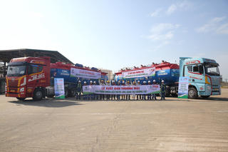 BSR xuất bán sản phẩm dầu DO sang thị trường Lào