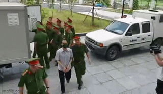 Tuyên án vụ 'chuyến bay giải cứu': Cựu Phó Chủ tịch Hà Nội muốn phát biểu nhưng bị bác bỏ