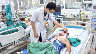 Cứu sống ngoạn mục bệnh nhân ngừng tuần hoàn nghi do điện giật