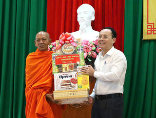 Cần Thơ: Họp mặt các vị chức sắc, sư sãi tiêu biểu nhân dịp lễ Sene Đolta 2024