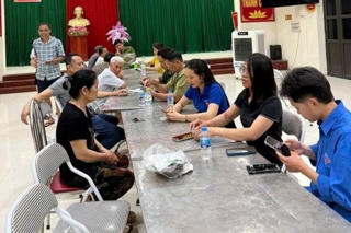 Thanh Oai, Hà Nội: Hỗ trợ người dân góp ý dự thảo sửa đổi Hiến pháp qua ứng dụng VNEID