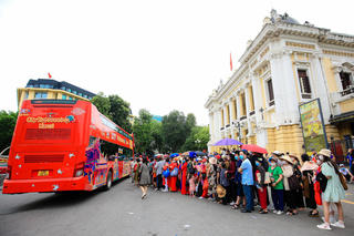 Khởi động mùa du lịch: Bội thu mùa vàng