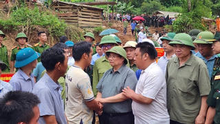 Chung tay hỗ trợ, chia sẻ khó khăn với đồng bào bị thiên tai