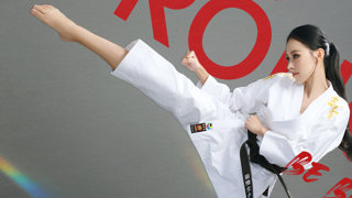 Á hậu Ngọc Hằng lồng ghép võ thuật vào bộ ảnh dự thi Miss Intercontinental 2023