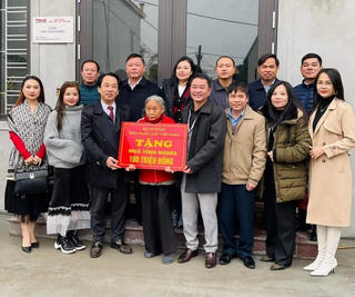 Ninh Bình: Hàng chục ngôi nhà tình nghĩa được trao dịp giáp Tết