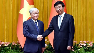 Chủ tịch Ủy ban Trung ương MTTQ Việt Nam Đỗ Văn Chiến hội đàm với Chủ tịch Chính Hiệp Trung Quốc Vương Hộ Ninh