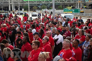 Thêm hàng nghìn người tham gia cuộc đình công lớn nhất ngành ôtô Mỹ