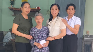 Hết lòng với công tác cộng đồng