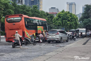 Hà Nội chấn chỉnh 14 đơn vị vận tải có hoạt động 'xe dù, bến cóc'