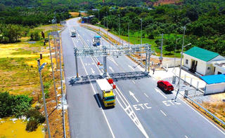 Chốt mô hình trạm thu phí bỏ barie đầu vào hai tuyến cao tốc