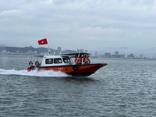 Quảng Ninh: Tuần tra 24/7 đảm bảo an toàn trên vịnh Hạ Long