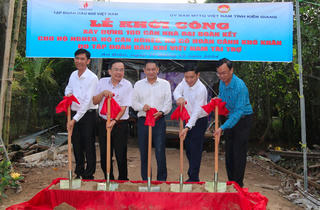 Khởi công 120 căn nhà Đại đoàn kết tại Kiên Giang và Cần Thơ