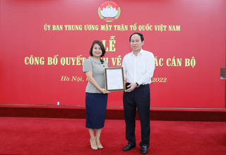 Ủy ban Trung ương MTTQ Việt Nam công bố công tác cán bộ