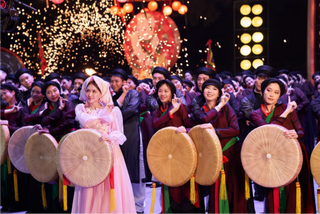 Phát triển công nghiệp văn hóa từ giá trị di sản