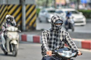 Bắc Bộ nắng nóng giảm dần, mưa dông rải rác