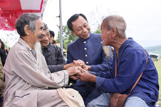 'Phúc cho ai xây dựng hoà bình'