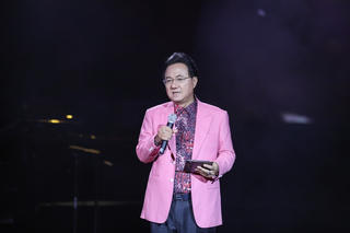 Nhà thơ Hồng Thanh Quang: Tôi làm thơ hồn nhiên, như hít thở khí trời…