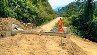 Quảng Nam: Hơn 4 năm các tuyến đường vùng cao vẫn còn dang dở