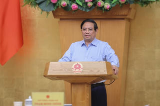 Thủ tướng: Giải quyết vướng mắc cho 3.000 dự án liên quan đến đất đai, điện tồn đọng, kéo dài