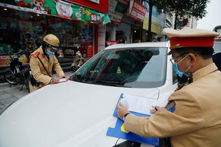 Hà Nội: Phát hiện, xử lý 373 trường hợp vi phạm Luật Giao thông trong ngày 12/12