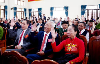 Đẩy mạnh các phong trào thi đua yêu nước và các cuộc vận động gắn với nhiệm vụ chính trị của địa phương