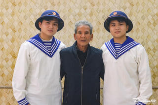 Ninh Bình: Cặp song sinh viết đơn tình nguyện nhập ngũ