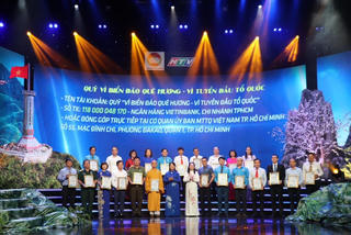 Chương trình “Hướng về biên giới, biển, đảo Tổ quốc” lần thứ 10 nhận được ủng hộ hơn 34 tỷ đồng
