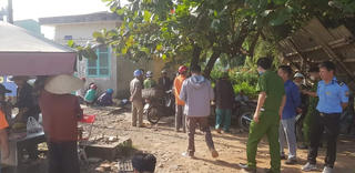 Hai vợ chồng gặp nạn khi cố băng qua đường sắt