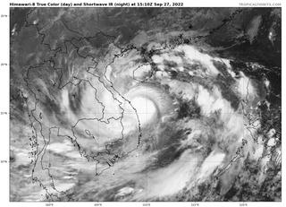 Sức mạnh khủng khiếp của siêu bão Noru khi nhìn từ vệ tinh
