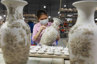 Phát triển Công nghiệp văn hóa ở Hà Nội: Cơ hội từ làng nghề, phố nghề