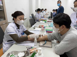 Để nhân viên y tế yên tâm công tác