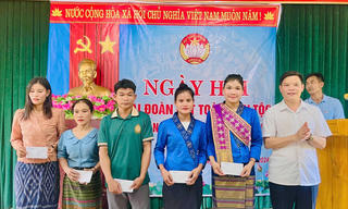 Quảng Bình: Bản đầu tiên tổ chức Ngày hội Đại đoàn kết toàn dân tộc