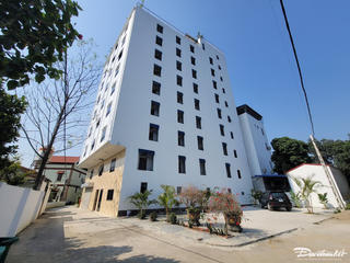 Hàng loạt công trình có dấu hiệu vi phạm trật tự xây dựng gần chung cư mini sai phép ở Thạch Thất