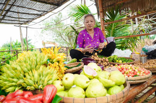 Đồng Tháp: Phiên chợ quê cuối tuần thu hút du khách