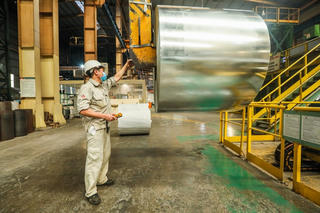 Căng thẳng thương mại toàn cầu: Bám sát thị trường để thích ứng