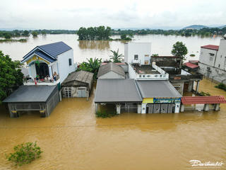 Thanh Hóa: Nhiều xã, phường vẫn đang ngập sâu