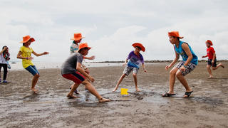 Trại hè cho trẻ: Không như... quảng cáo