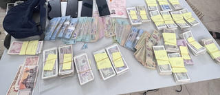 Bắt hai đối tượng người nước ngoài trộm cắp hơn 300 triệu đồng trong siêu thị