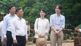 Hoàng Thái tử Nhật Bản Akishino và Công nương Kiko thăm Khu đền tháp Mỹ Sơn