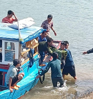 Tìm thấy thi thể cháu bé 5 tuổi bị mất tích khi cùng gia đình đi thu lưới bắt cá