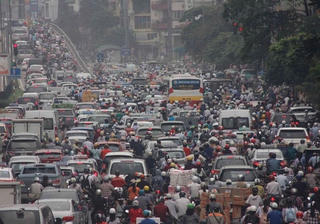 Giảm ô nhiễm khói bụi: Từ cam kết đến hành động còn xa?