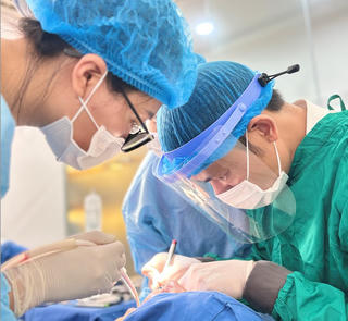 Những điều cần biết về phương pháp trồng răng Implant