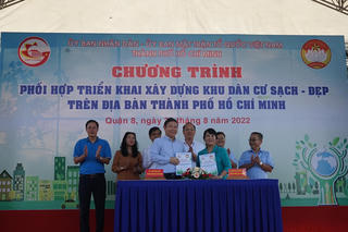 Chính quyền và Mặt trận TP HCM phối hợp xây dựng khu dân cư sạch - đẹp