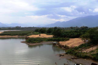 Chỉ đạo nóng giải quyết việc khan hiếm cát